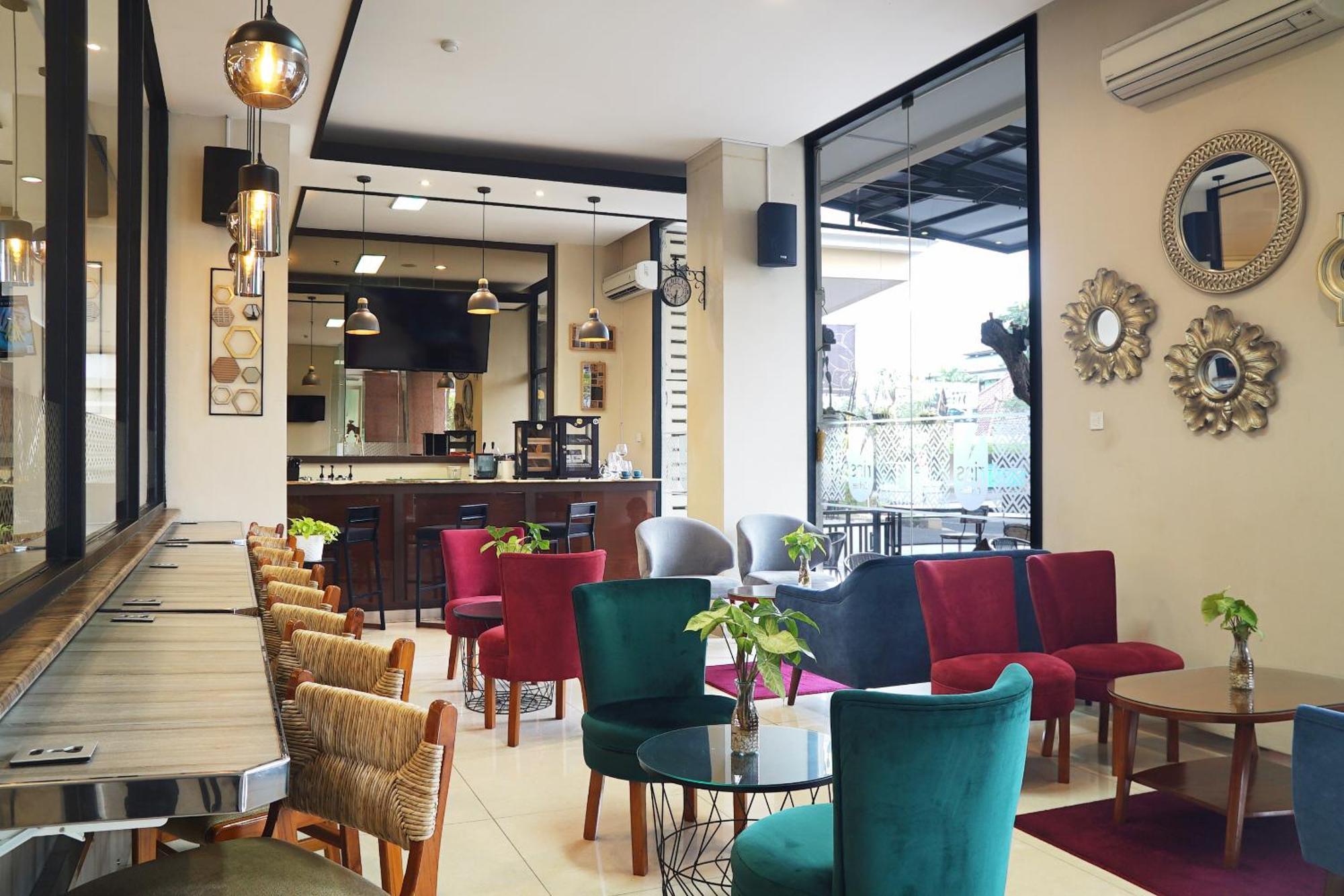 Riss Hotel Malioboro Yogyakarta Eksteriør bilde